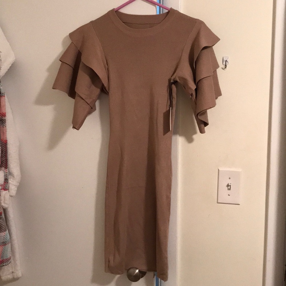 Mini bodycon flounce sleeve dress